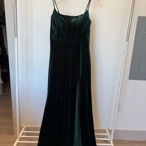 Windsor Green Spaghetti Strap Maxi Gown for Prom